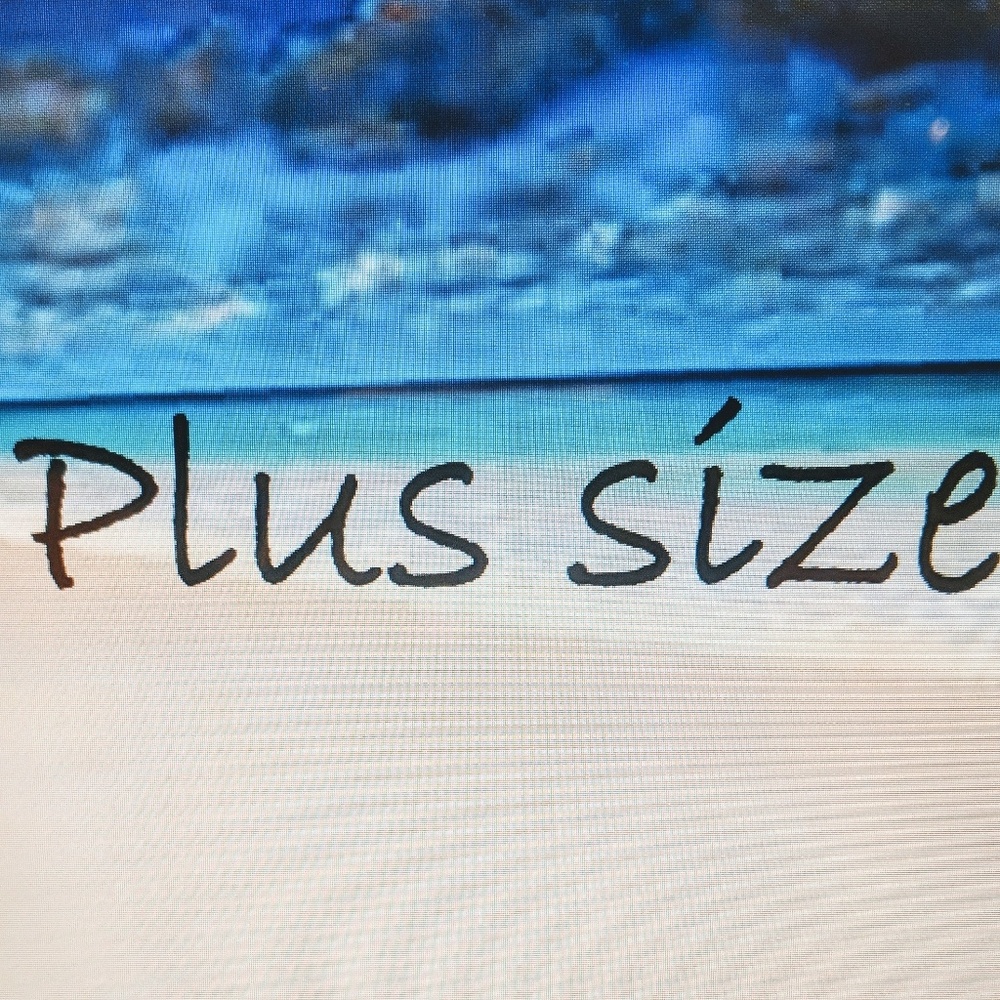 Plus and curvy
